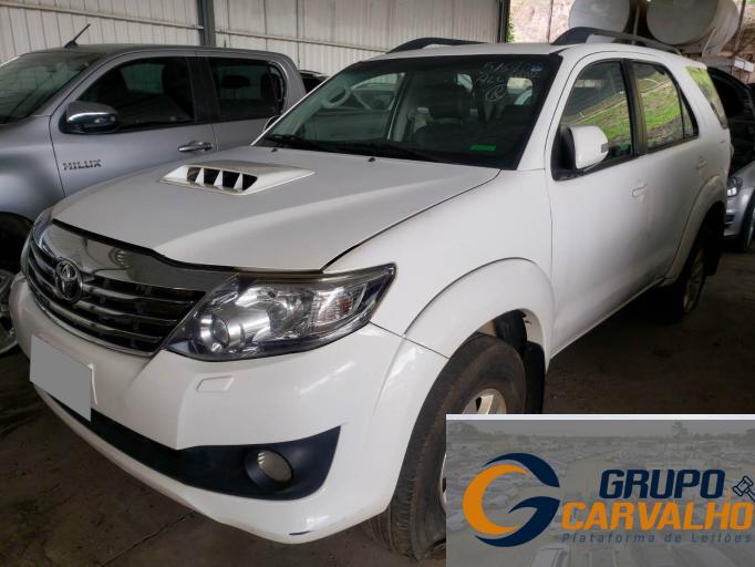 TOYOTA HILUX SW4 14/14