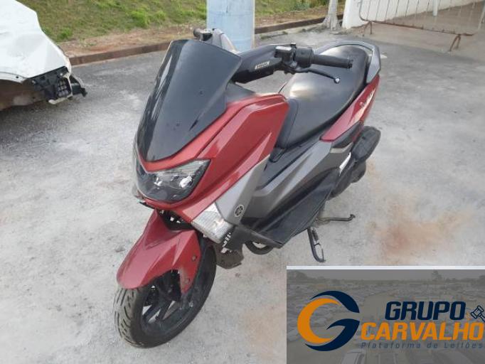 YAMAHA NMAX 19/19